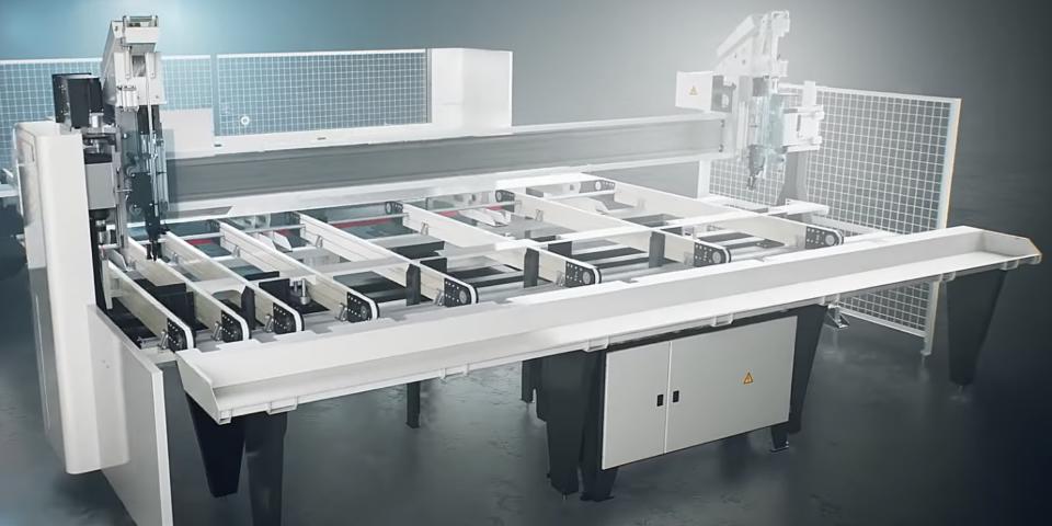H 550 Шуруповерт и сверлильный станок с сервоуправлением